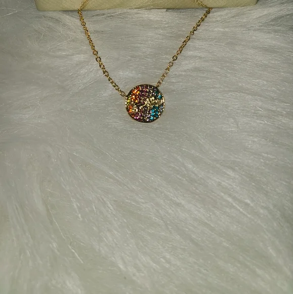 Coach Horse Carriage Necklace & Earring Set NIB - Picture 6 of 6